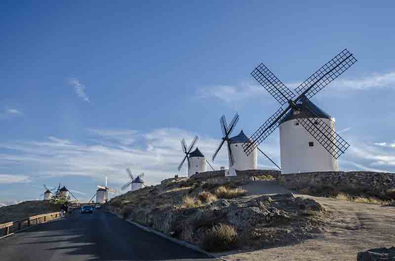 Toledo - Consuegra 21 - molinos de viento.jpg
